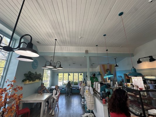 Mama Hawk's Kitchen & Coffee by null