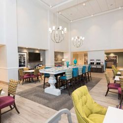 Hampton Inn & Suites Chicago Schaumburg - Restaurant
