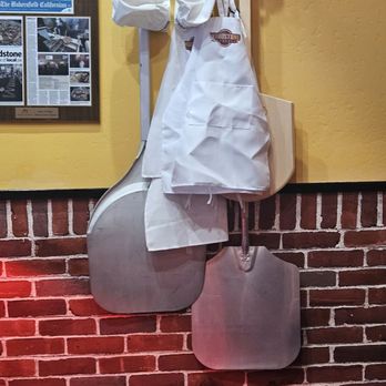 Woodstone Pizzeria - Pizza Near Me - Bakersfield, California