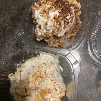 Pie Bar - mud pie coconut cream pie - Cocktail Bars Near Me - Seattle, Washington Pie Bar - mud pie coconut cream pie - Cocktail Bars Near Me - Seattle, Washington