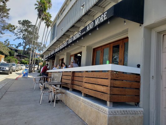 GOLDFISH POINT CAFE - Updated July 2024 - 196 Photos & 284 Reviews