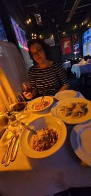 Paola's by null