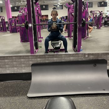 Planet Fitness - Smith Machine & me - Gyms Near Me - Wayne, New Jersey Planet Fitness - Smith Machine & me - Gyms Near Me - Wayne, New Jersey