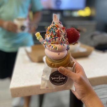 Snowtime - Strawberry goodness - Coffee & Tea Near Me - Phoenix, Arizona