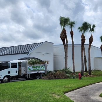 Creative Edge Lawn & Landscape - Palm and Tree trimming services - Lawn Services Near Me - Sanford, Florida Creative Edge Lawn & Landscape - Palm and Tree trimming services - Lawn Services Near Me - Sanford, Florida