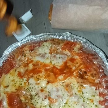 Bertolli's River Pizza - Baked mostaccoli & bread $9.50 very tasty the seasoning on the top of cheese and cheese together is amazing - Pizza Near Me - River Forest, Illinois