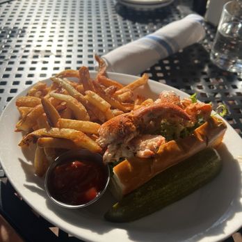 King Street Oyster Bar - Shrimp boil - Seafood Near Me - Middleburg, Virginia