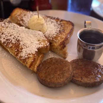 Creekside Garden Cafe - Apricot French Toast - Breakfast & Brunch Near Me - Cambria, California
