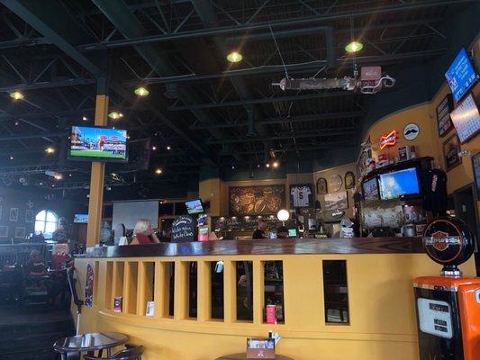 Oliver Street Bar & Grill by null