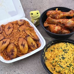 All African Cuisines - JOLLOF RICE with TOPPING of Choice and PROTEIN of Choice (chicken)