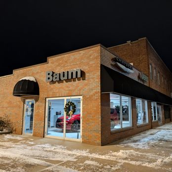 Baum Chrysler Jeep - Baum Chrysler Jeep Showroom, Main Street, downtown Clinton, IL. - Car Dealers Near Me - Clinton, Illinois