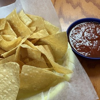 El Paso Mexican Restaurant - Chips and salsa - Mexican Near Me - Clarksville, Tennessee