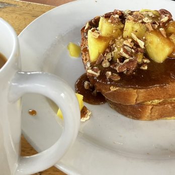 Island Lava Java - Pineapple cinnamon French toast - American Near Me - Kailua Kona, Hawaii
