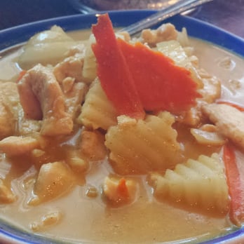 Tracy Thai Restaurant - Yellow Chicken Curry - Thai Near Me - Tracy, California Tracy Thai Restaurant - Yellow Chicken Curry - Thai Near Me - Tracy, California