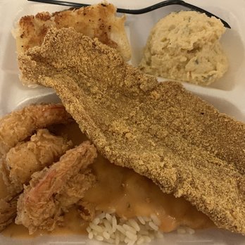 Leonard's Food Quarters - Lunch plate. - Seafood Near Me - Lake Charles, Louisiana Leonard's Food Quarters - Lunch plate. - Seafood Near Me - Lake Charles, Louisiana