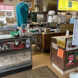 Ma's Hot Dog House