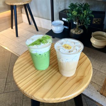Bonsai Coffee Bar - Cream Top Matcha & Banana Cream Latte (ig: @cravingswithcat) - Coffee & Tea Near Me - Los Angeles, California
