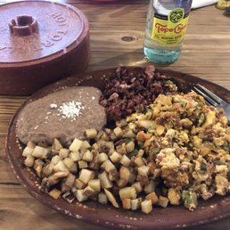 Huevos a la Mexicana + bacon