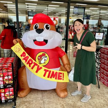 Buc-ee's - Buc-ee's Party Time Inflatable - Gas Stations Near Me - Katy, Texas Buc-ee's - Buc-ee's Party Time Inflatable - Gas Stations Near Me - Katy, Texas