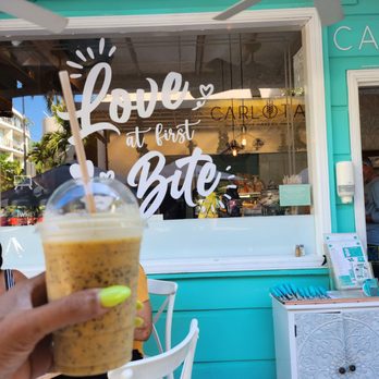 Carlota Home Bakery - Energy smoothie - Bakeries Near Me - Playa del Carmen, ROO