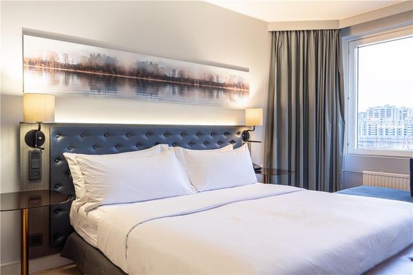 Hilton Helsinki Strand by null