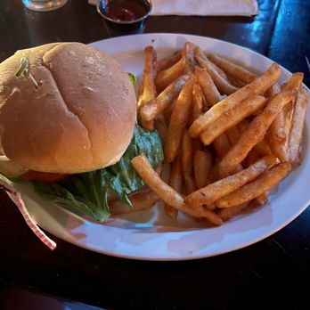 Lindberg's Tavern - Double cheeseburger - Bars Near Me - Springfield, Missouri
