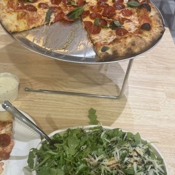 Luigis Pizza - Pizza Near Me - Honolulu, Hawaii Luigis Pizza - Pizza Near Me - Honolulu, Hawaii