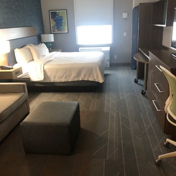 Home2 Suites by Hilton Temecula - Hotels Near Me - Temecula, California