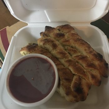 Florentina's Pizza and Pasta - Bread sticks - Pizza Near Me - Clovis, California