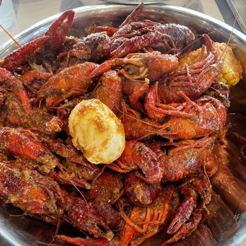 Crawfish Cafe - Cajun/Creole Near Me - Shenandoah, Texas