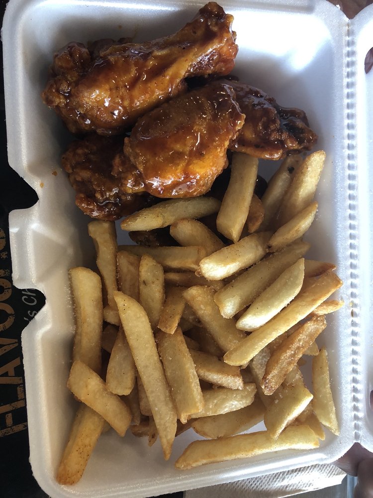 WOW WING HOUSE 11 Photos Chicken Wings 4231 W Commercial Blvd