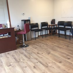 Tai Barber - Waiting area.