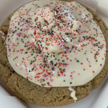Crumbl - Flagstaff - Strawberry Poptart - Bakeries Near Me - Flagstaff, Arizona