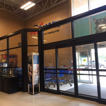 PetSmart - Right inside the store, a weird cart corral. - Pet Training Near Me - Louisville, Kentucky
