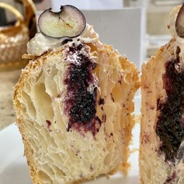 Cruffin