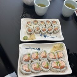 Kanpai Sushi Bar And Fusion - Fresh salmon roll and Alaskan roll