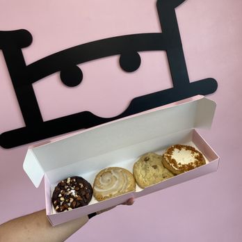 Crumbl - Lakeside - Rocky road, honey bun, chocolate chip, cookie butter - Bakeries Near Me - Omaha, Nebraska