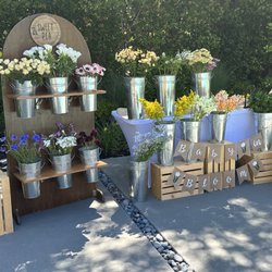 Sweet Pea The Flower Truck - Bring the flower bar to your special event!