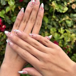 The Finest Nails - I had Ken as my nail tech, he was very polite and did a very good job on my nails. they're beautiful. thank you Ken!