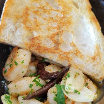 Sabores Tapas Bar - Gambas al ajillo - Tapas Bars Near Me - Arlington, Virginia