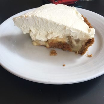 Revival - Banana cream pie...I imagine this is what dessert tastes like from Paula Dean's kitchen. - Southern Near Me - Minneapolis, Minnesota Revival - Banana cream pie...I imagine this is what dessert tastes like from Paula Dean's kitchen. - Southern Near Me - Minneapolis, Minnesota
