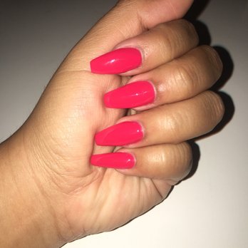 Roxy Nail Bar - Nail Salons Near Me - Orange, California