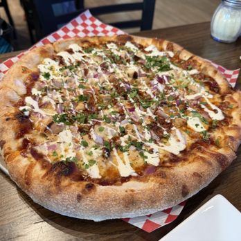 Nevada Brew Works - Bbq chicken pizza - Brewpubs Near Me - Las Vegas, Nevada