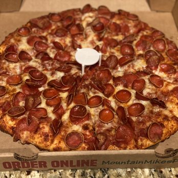 Mountain Mike's Pizza - Pepperoni Pizza (Large) - Pizza Near Me - Jurupa Valley, California Mountain Mike's Pizza - Pepperoni Pizza (Large) - Pizza Near Me - Jurupa Valley, California