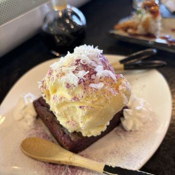 Sushi Yume - Ube brownie I think - Japanese Near Me - Round Rock, Texas Sushi Yume - Ube brownie I think - Japanese Near Me - Round Rock, Texas
