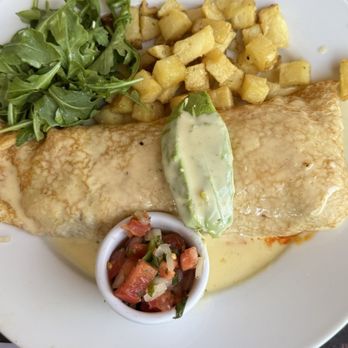 Si Bon - Avocado & chorizo crepe - Belgian Near Me - Rancho Mirage, California