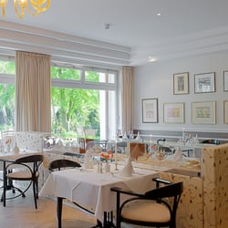 Restaurant Strandauster - Innenansicht, Gartenlage