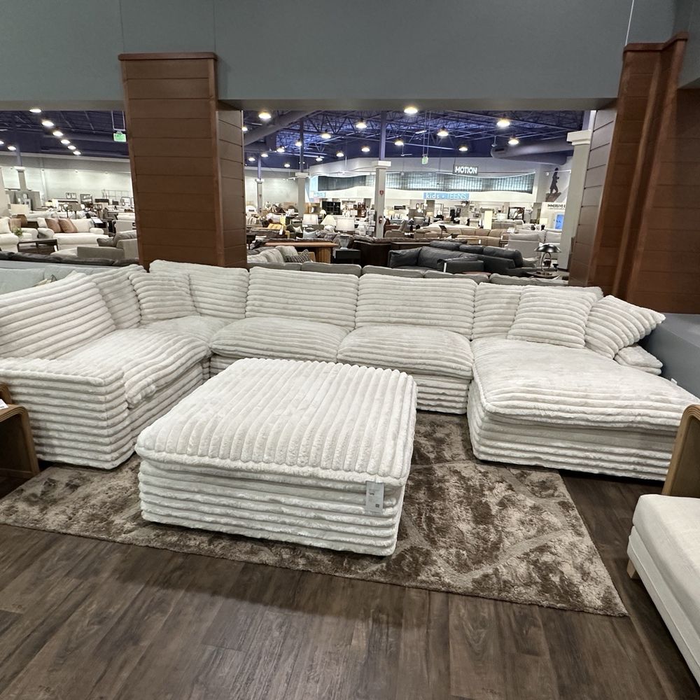 Living Spaces - Furniture Stores Near Me - Vista, California Living Spaces - Furniture Stores Near Me - Vista, California