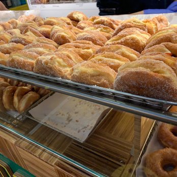 Lee's Donuts - 2021 - Donuts Near Me - Vancouver, British Columbia