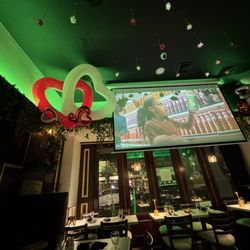 Ava Ava Restaurant Bar & Lounge